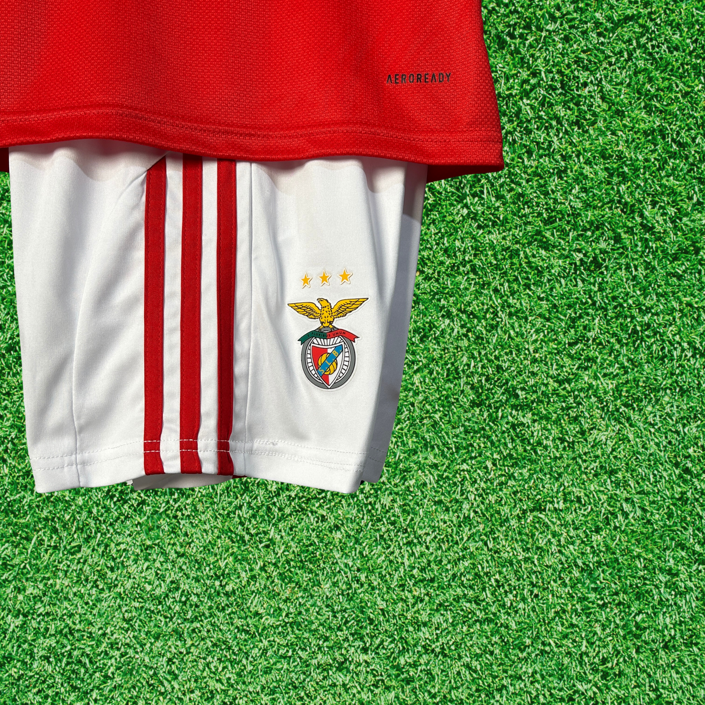 Kit local del SL Benfica 25/26 para niños 
