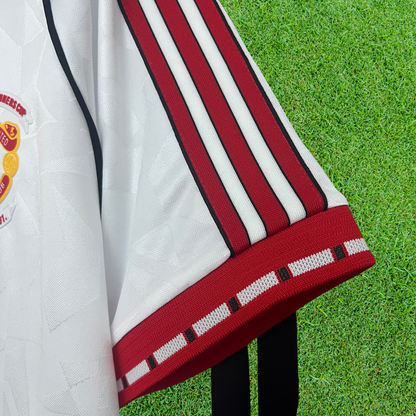 Manchester United Away Shirt 1991 Retro