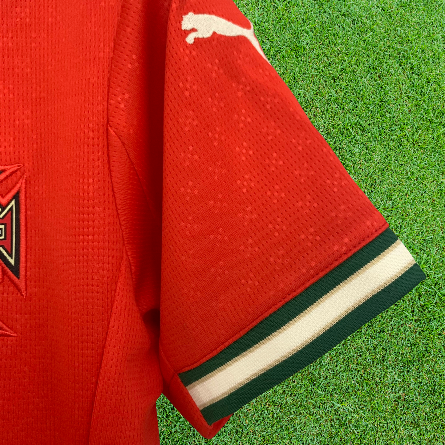 Camiseta local de Portugal 2025, versión para aficionados para mujer 