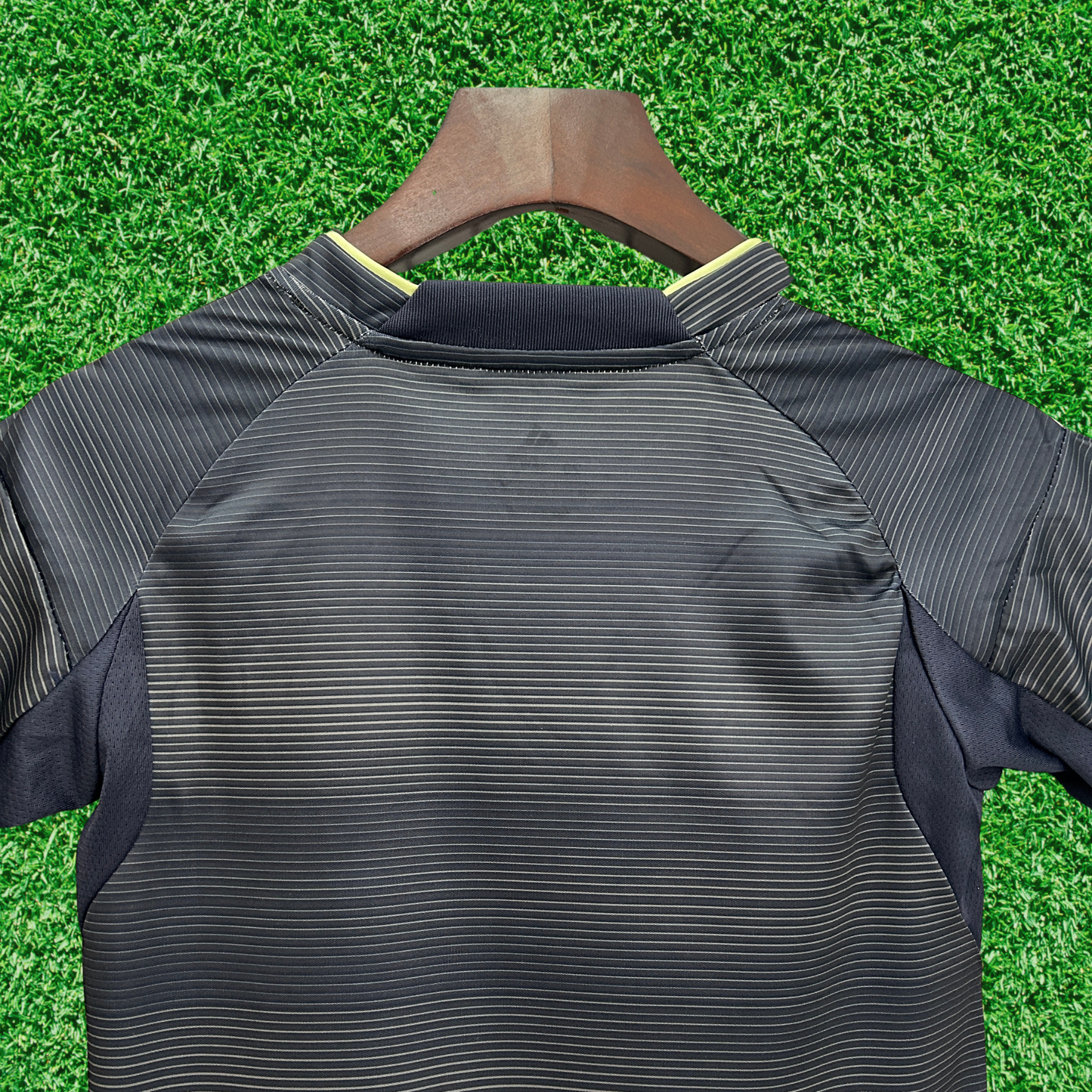 Kit infantil del Real Madrid II 25/26 