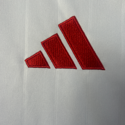 Camiseta local del Sevilla FC 25/26 versión para aficionados 