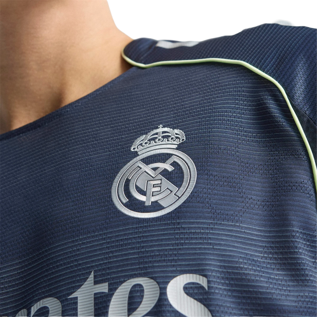 Camiseta visitante del Real Madrid 25/26 II - Versión de jugador