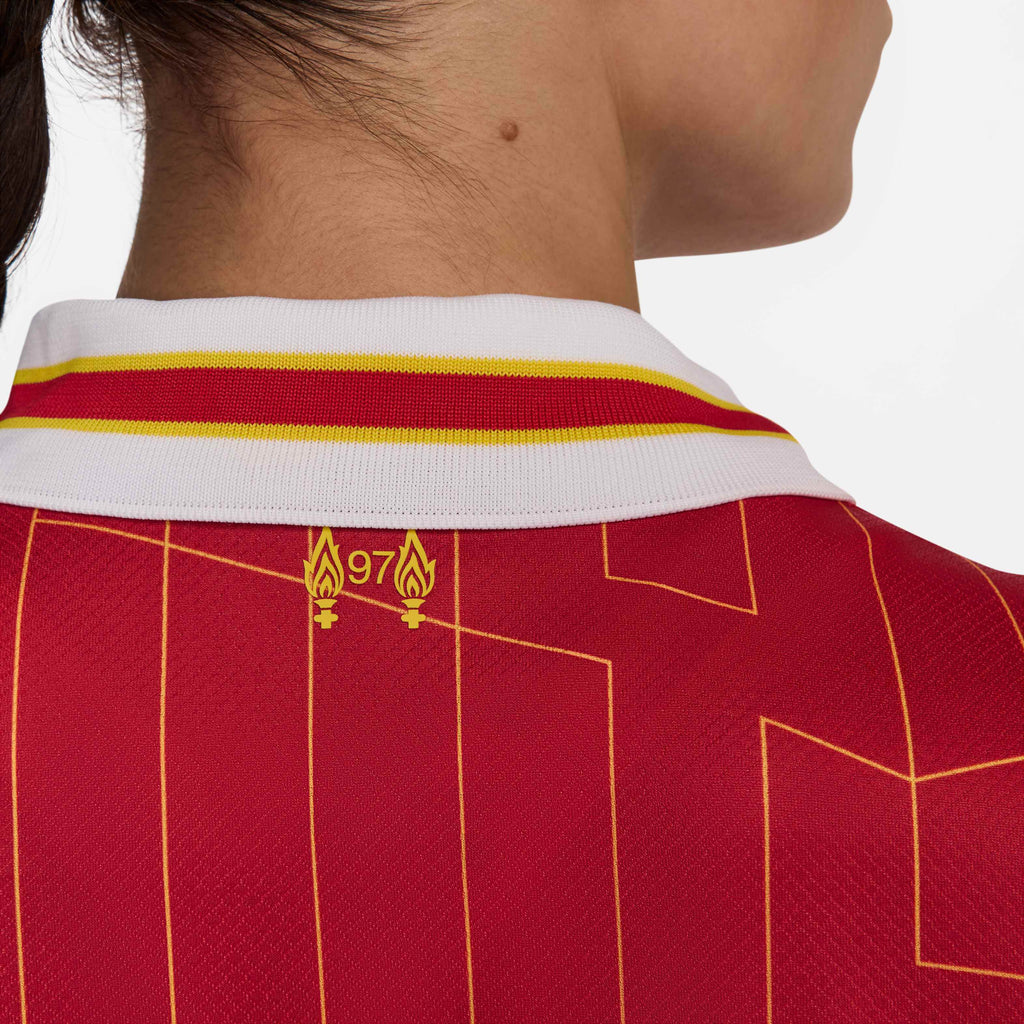 Liverpool Woman Jersey 2024/2025 - CHAMPIONS 24/25 & Gold Trophy