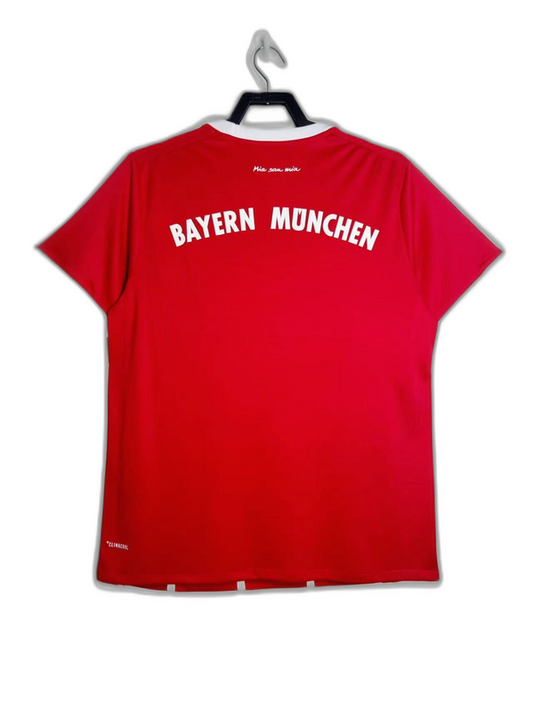 Camiseta local del Bayern Múnich 17/18 - Versión retro 