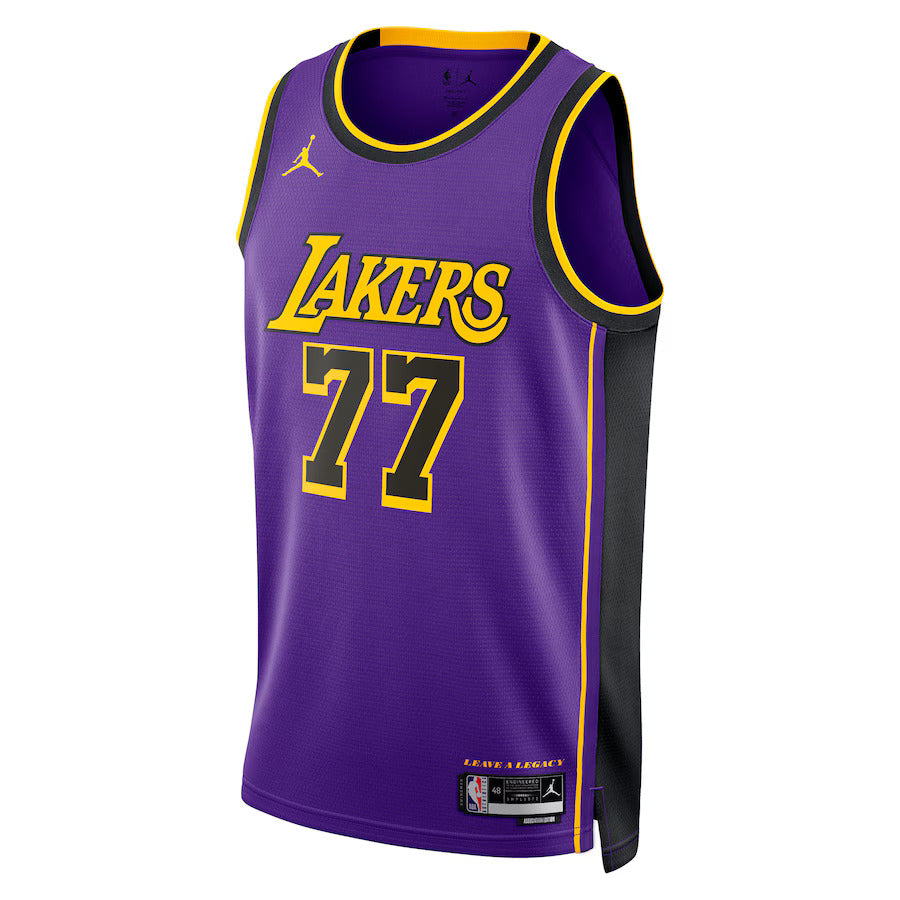 Camiseta de la NBA de Luka Dončić - Edición Statement de Los Angeles Lakers 2024 - Morada - Unisex