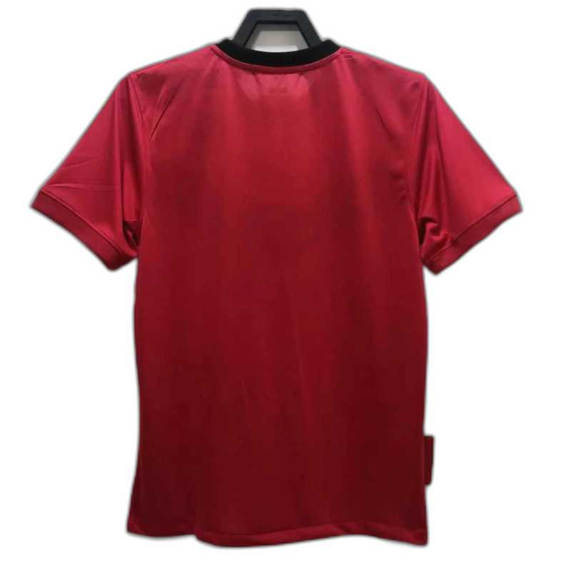 Camiseta local del Manchester United 2010 (versión retro)