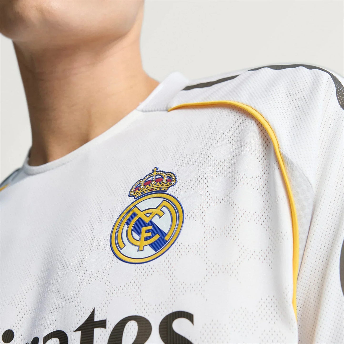 Camiseta local del Real Madrid 25/26 - Versión de jugador